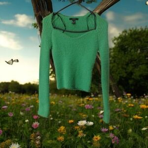 Forever 21 Kelly Green Long Sleeve Fuzzy Cropped Sweater 90s Y2K  Autumn Winter